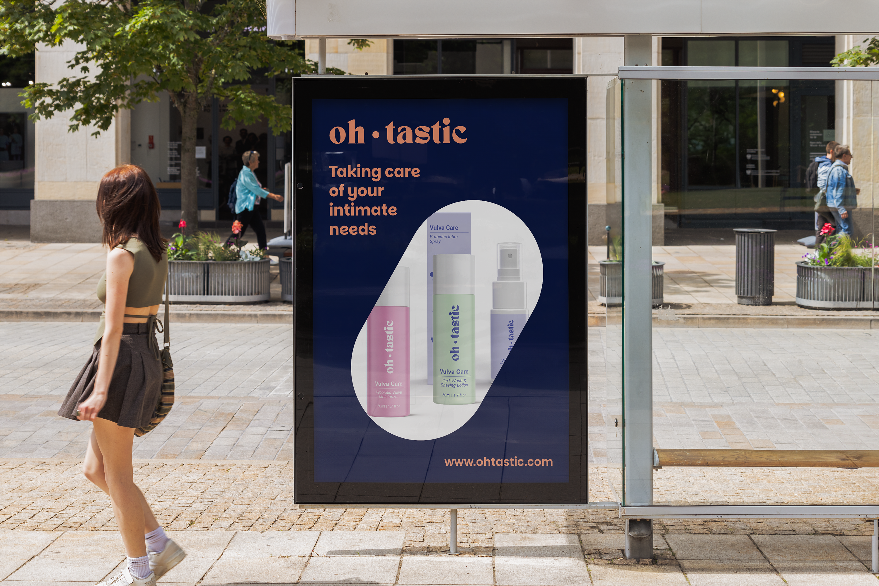 Bus_Stop_Citylight_Mockup